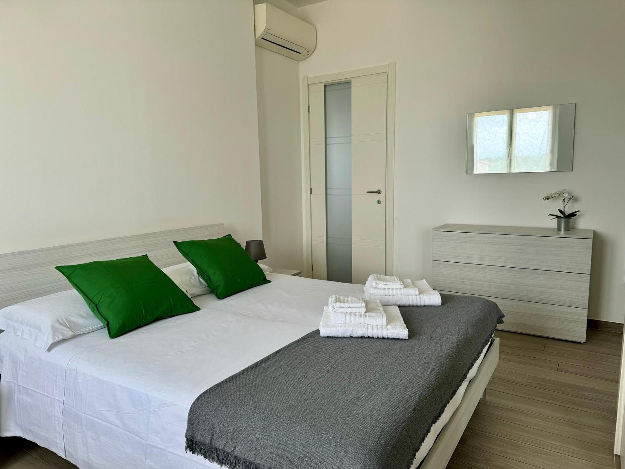 Apartamento La Casa Di Paolo - Bollate Centro Exterior foto